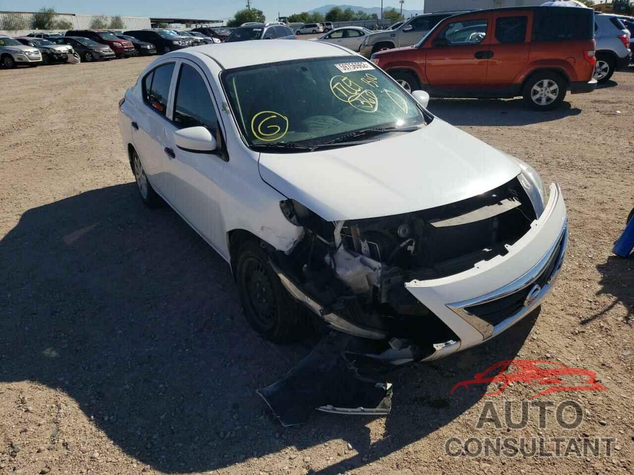 NISSAN VERSA 2017 - 3N1CN7AP8HL856845