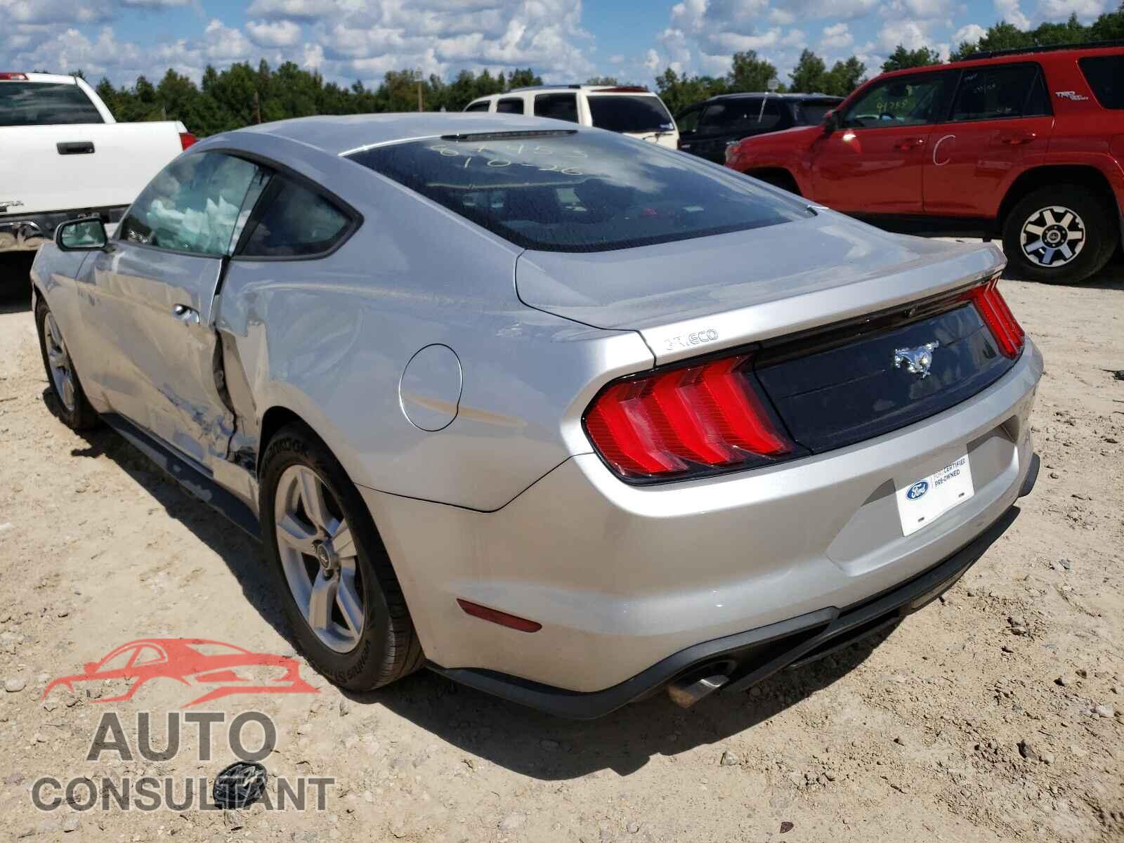 FORD MUSTANG 2018 - 1FA6P8TH8J5179162