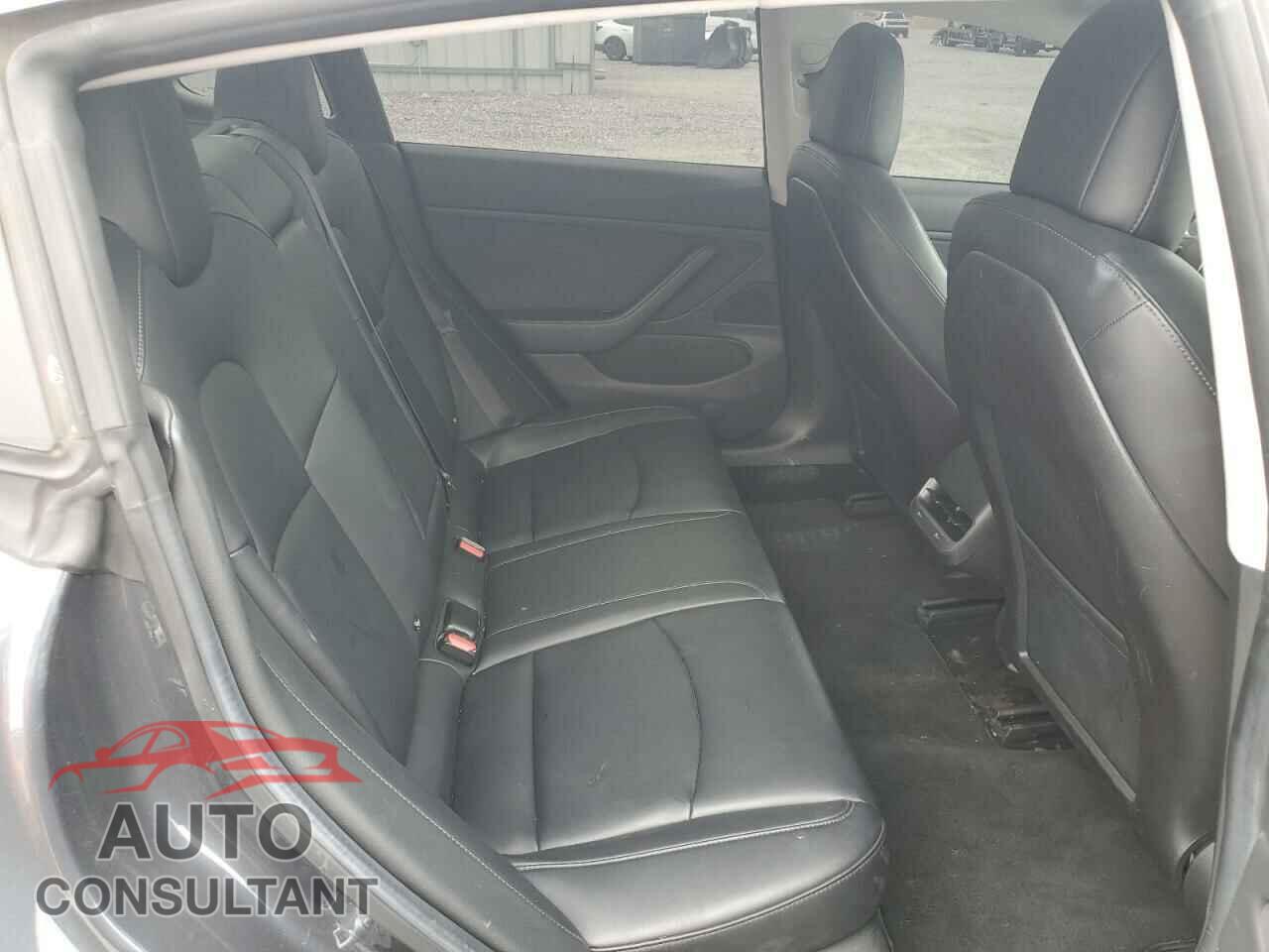 TESLA MODEL 3 2017 - 5YJ3E1EA2HF001251