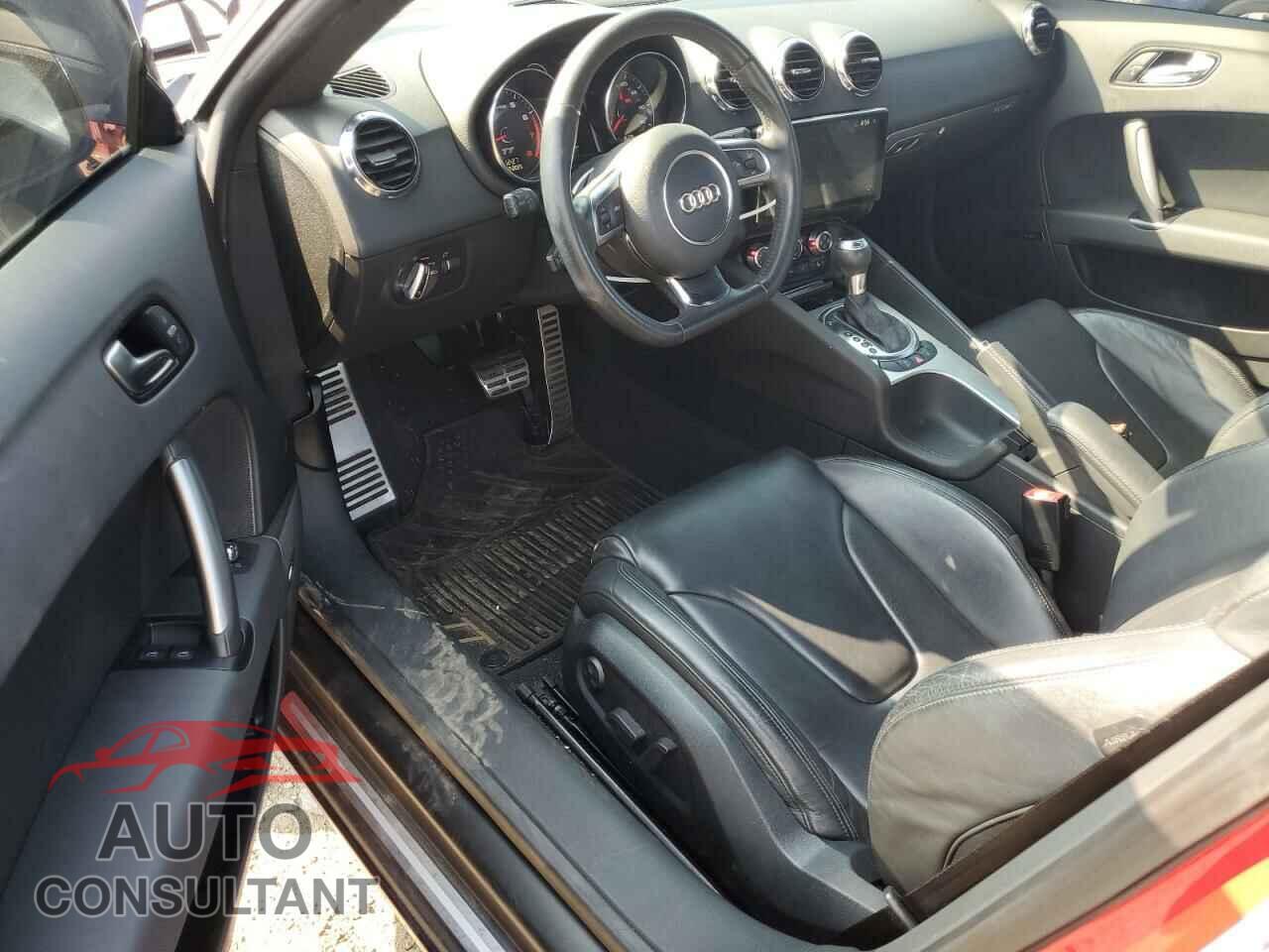 AUDI TT 2013 - TRUKFAFK2D1000948