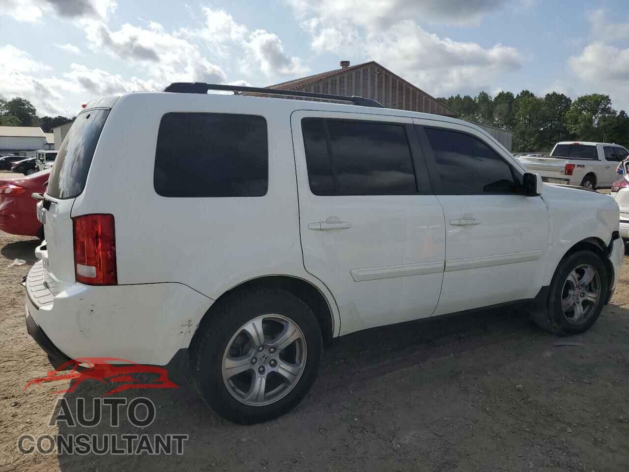 HONDA PILOT 2015 - 5FNYF3H55FB025165