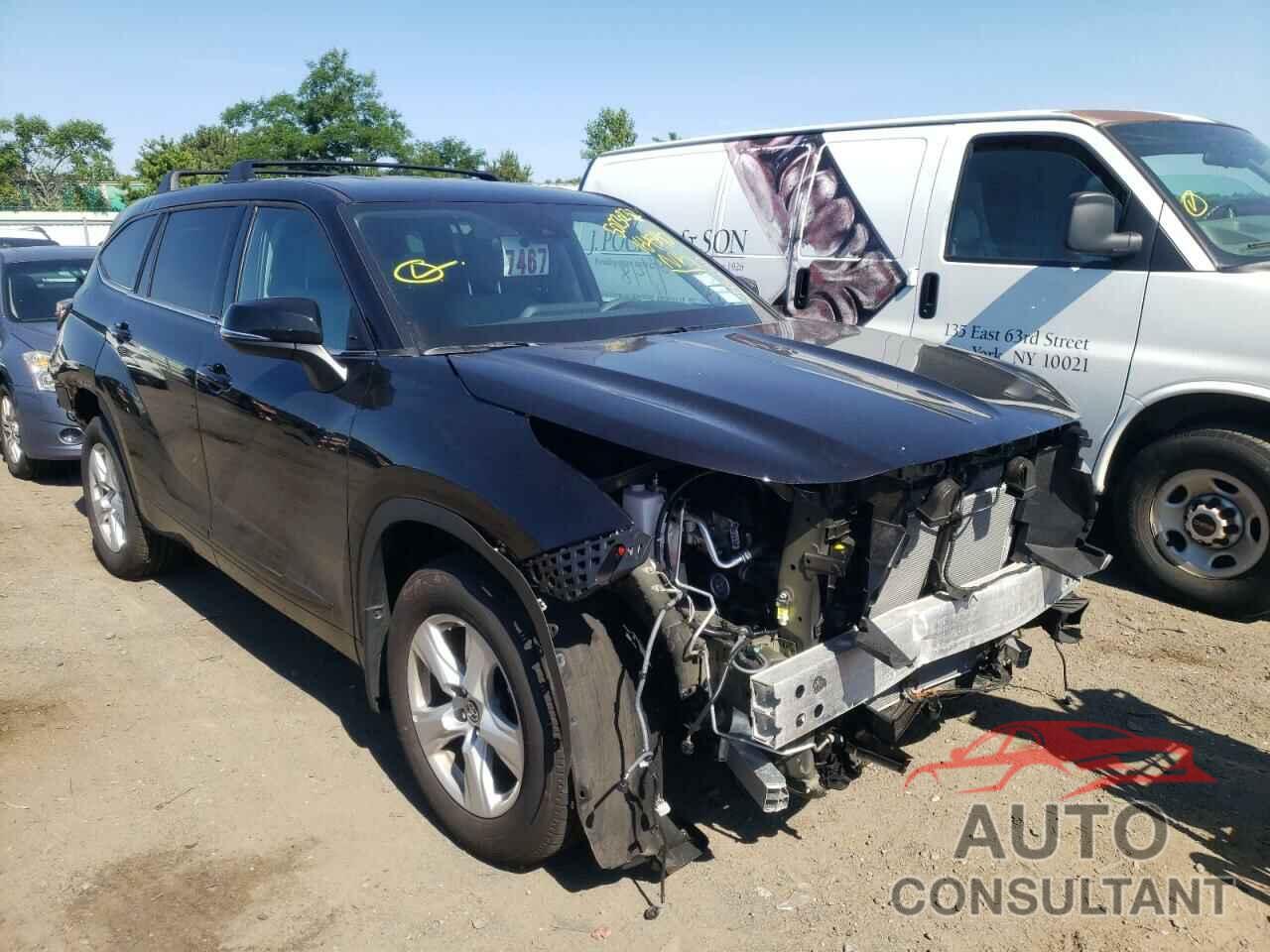 TOYOTA HIGHLANDER 2022 - 5TDCZRBH0NS164590