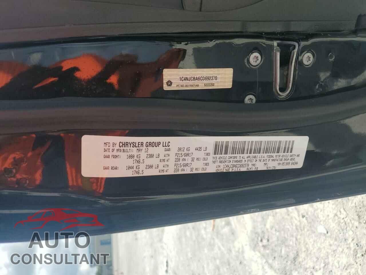 JEEP COMPASS 2012 - 1C4NJCBA6CD692370