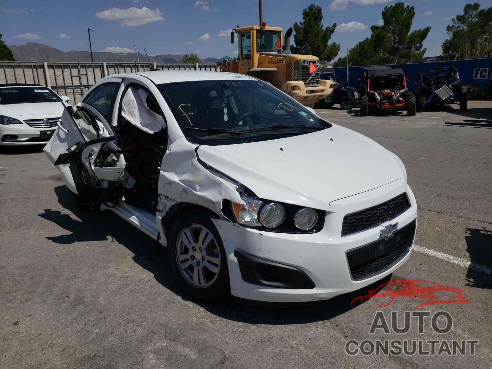 CHEVROLET SONIC 2016 - 1G1JC5SH0G4136295