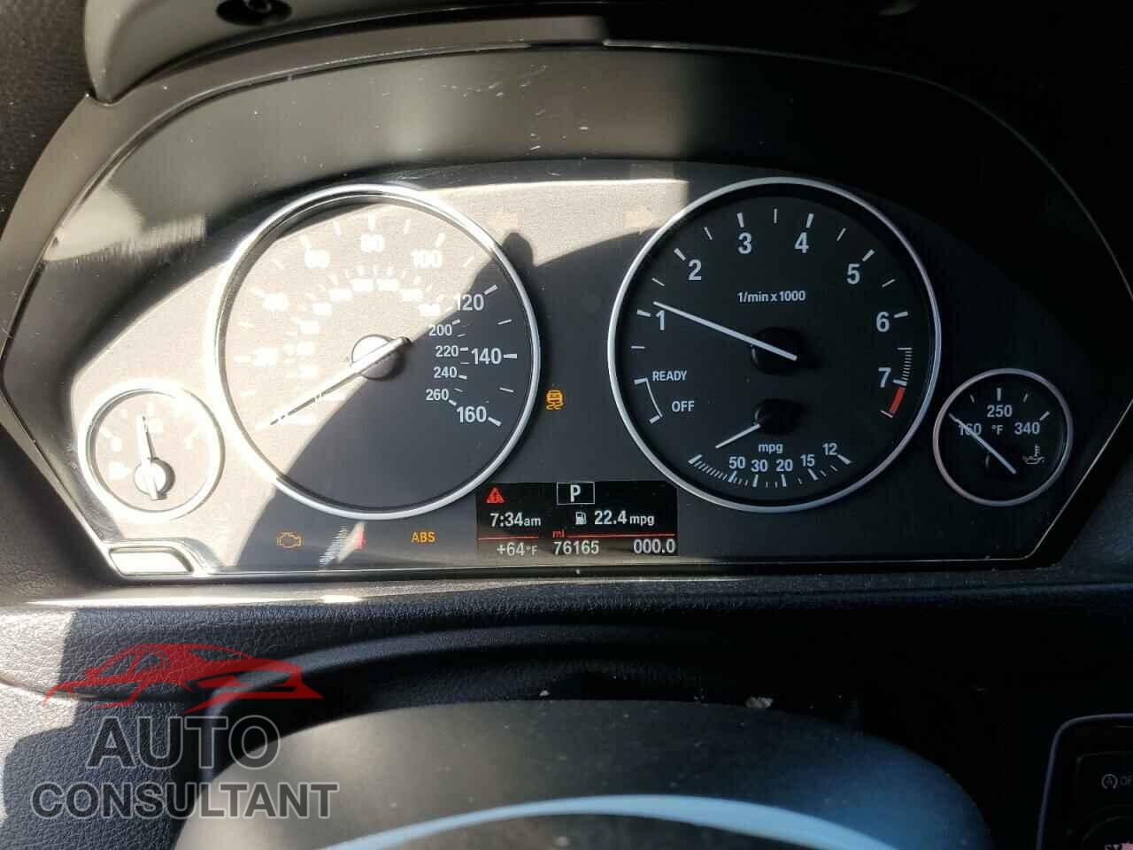 BMW 3 SERIES 2017 - WBA8A9C52HK619899