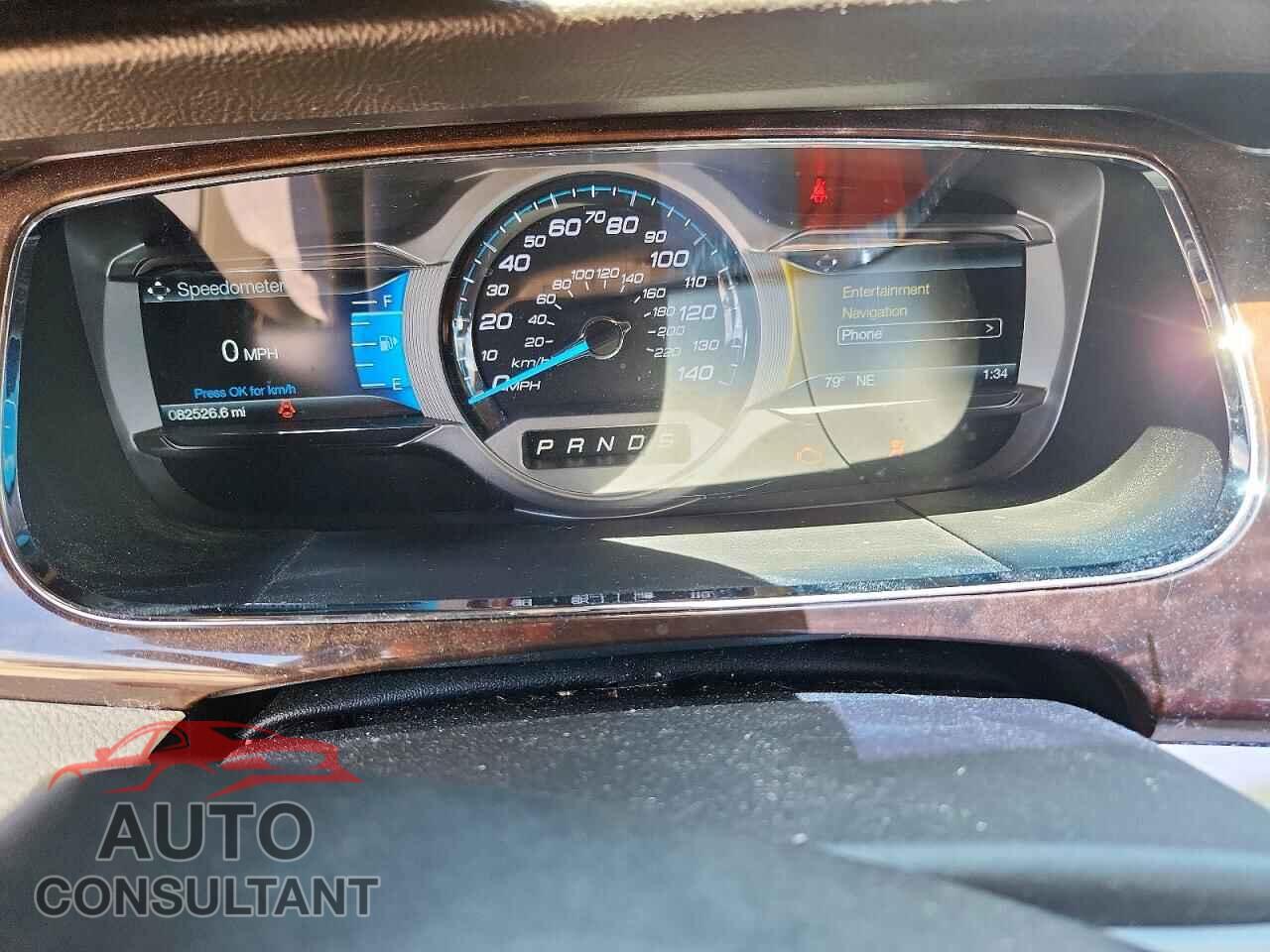 FORD TAURUS 2019 - 1FAHP2F83KG109463