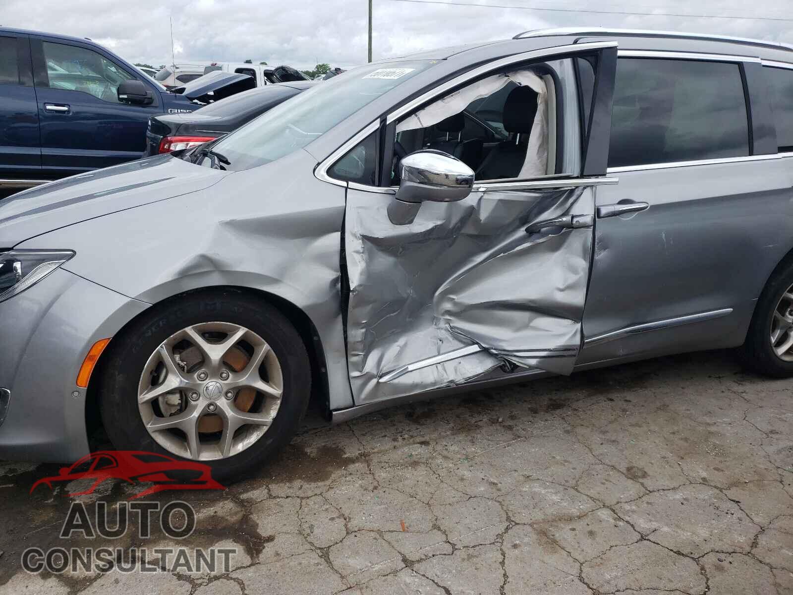 CHRYSLER PACIFICA 2018 - 2C4RC1GG4JR351489