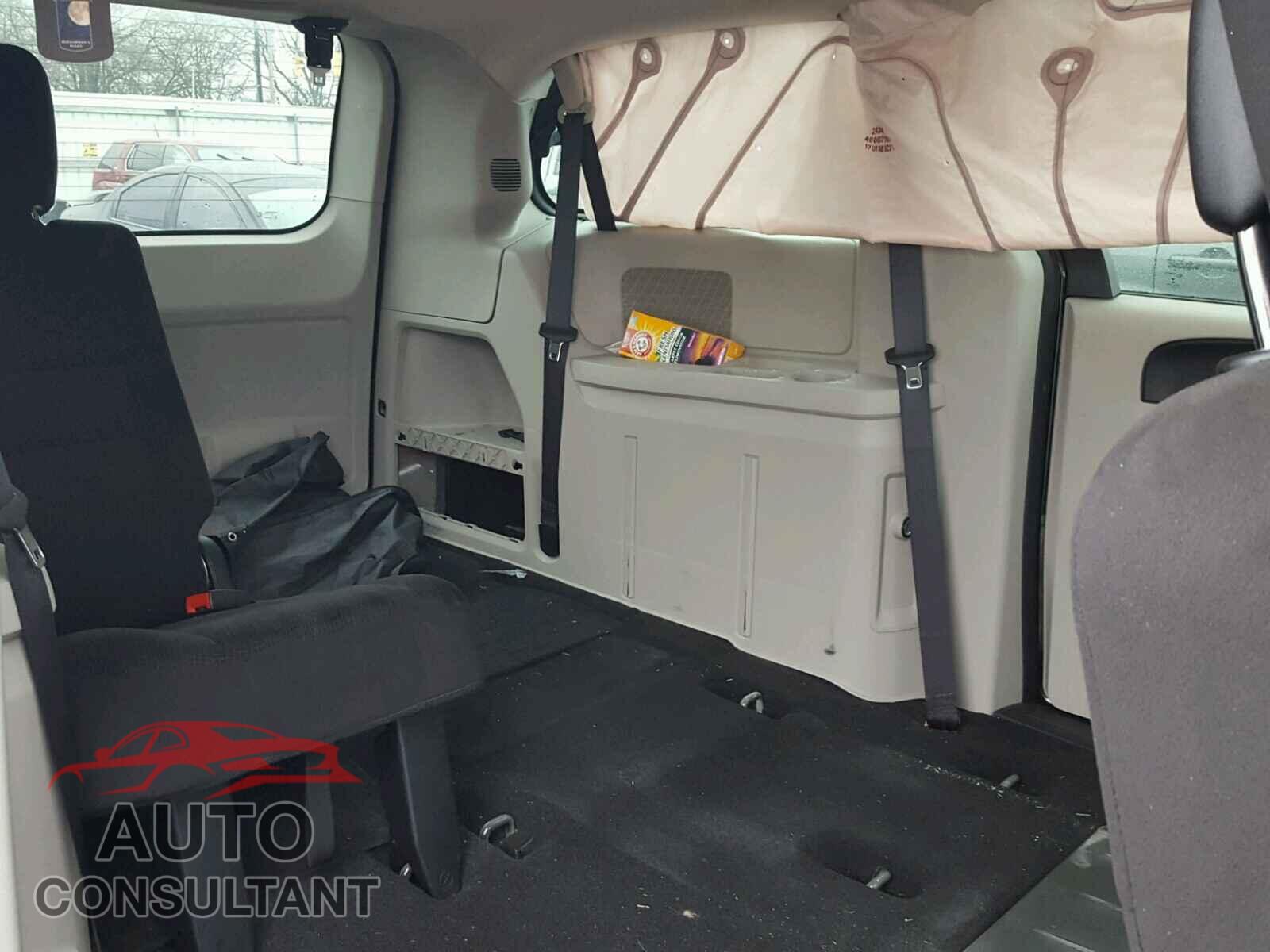 DODGE CARAVAN 2016 - 2C4RDGBG8GR315417