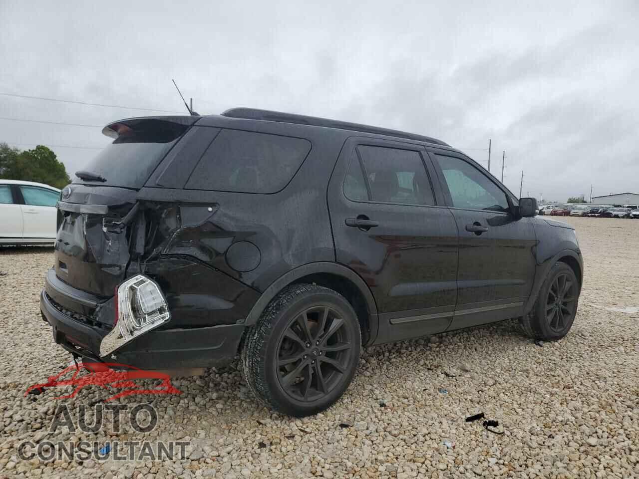 FORD EXPLORER 2018 - 1FM5K7D89JGC27149