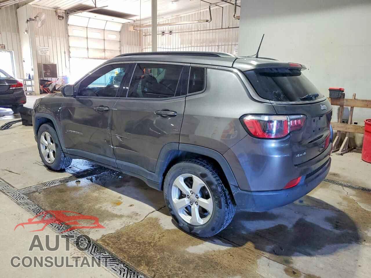 JEEP COMPASS 2018 - 3C4NJDBB1JT283358