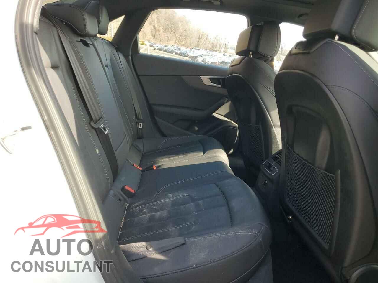 AUDI A4 2024 - WAUDAAF44RN004564
