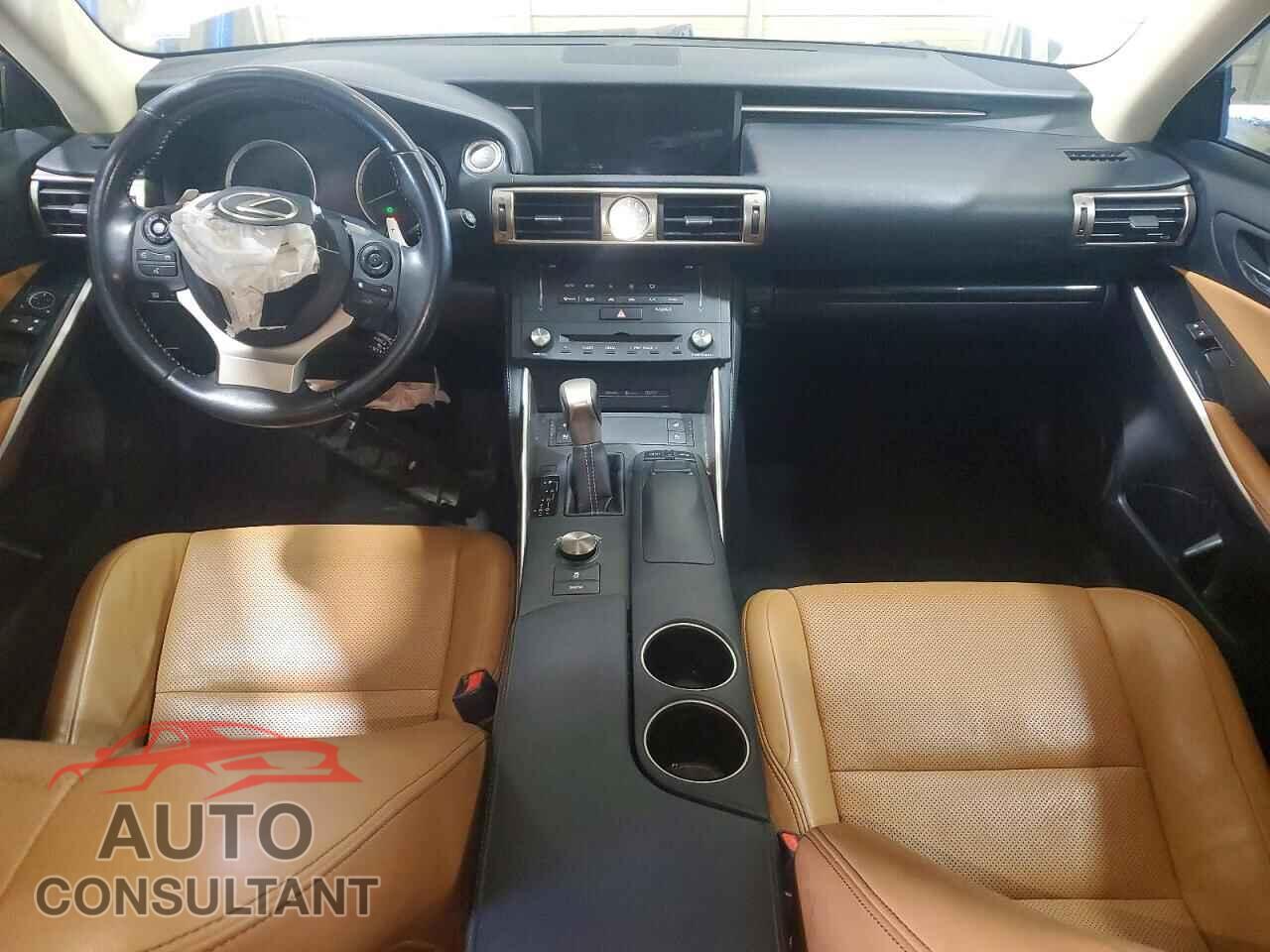 LEXUS IS 2016 - JTHBA1D20G5028982