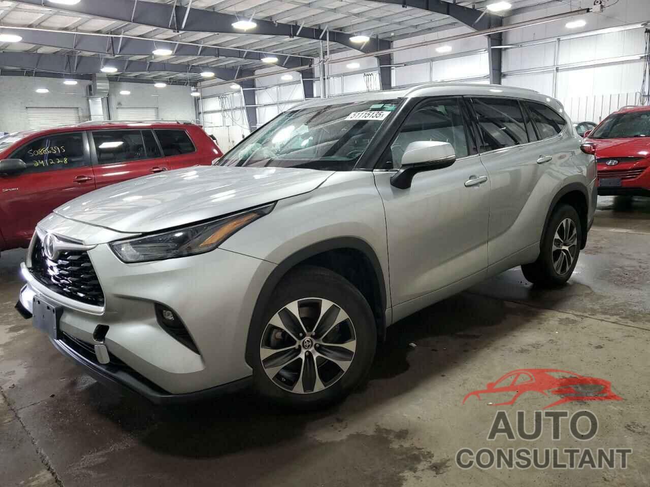 TOYOTA HIGHLANDER 2022 - 5TDGZRBH0NS181522
