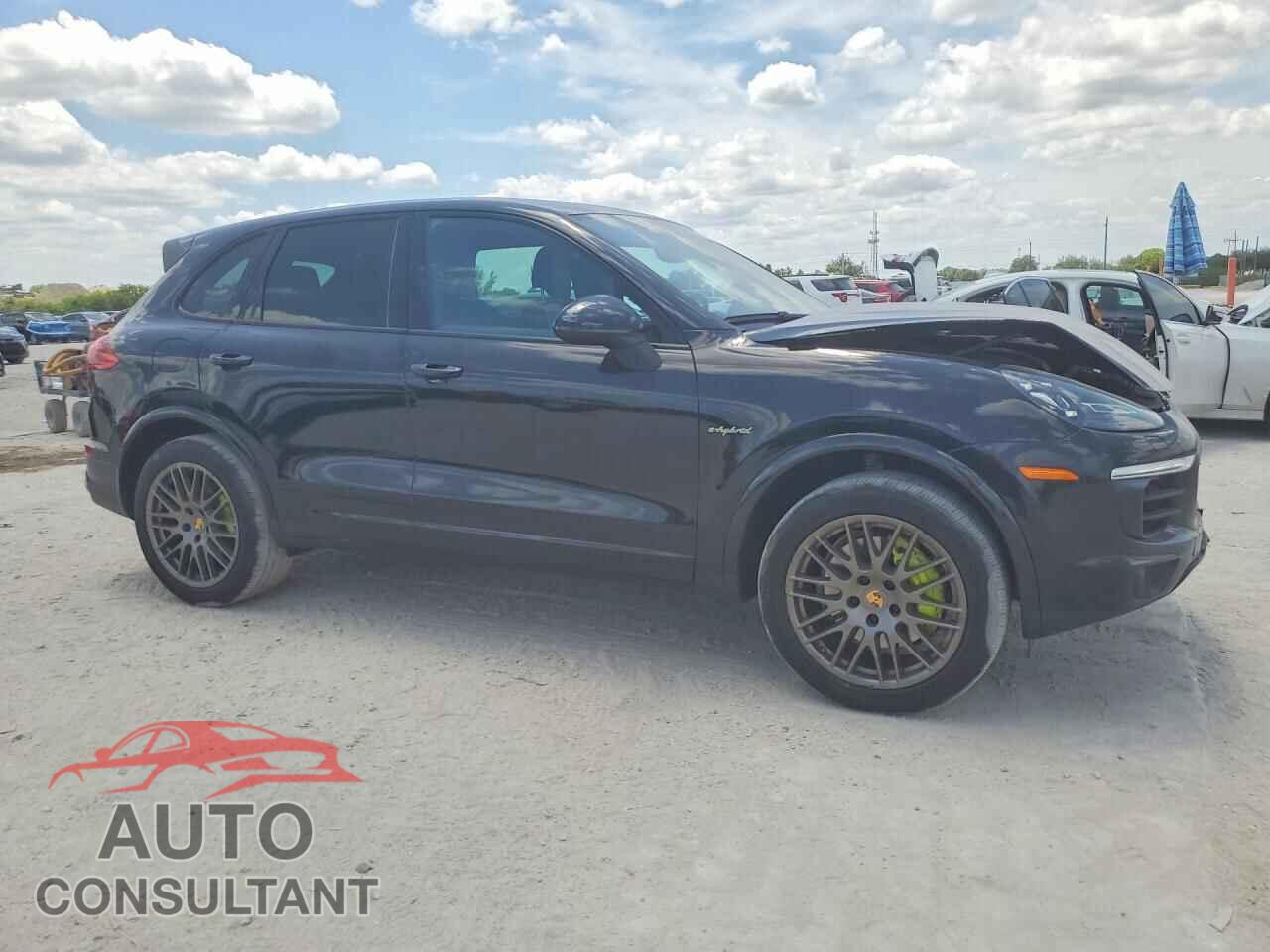 PORSCHE CAYENNE 2017 - WP1AE2A23HLA69534