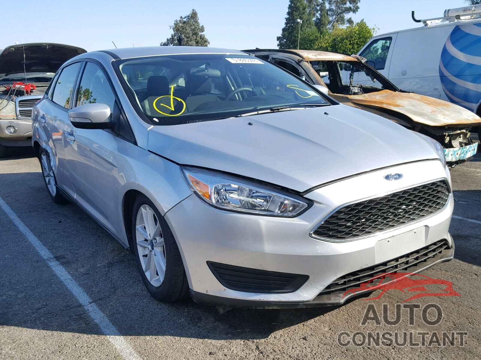 FORD FOCUS 2017 - 1FADP3F24HL300115