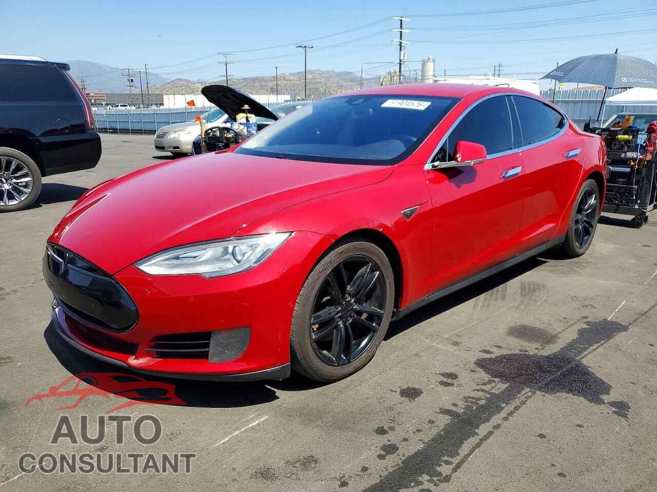TESLA MODEL S 2015 - 5YJSA1S28FF099459