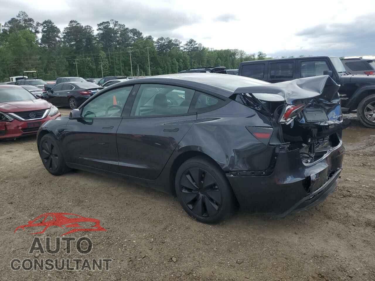 TESLA MODEL 3 2024 - 5YJ3E1EB2RF825213