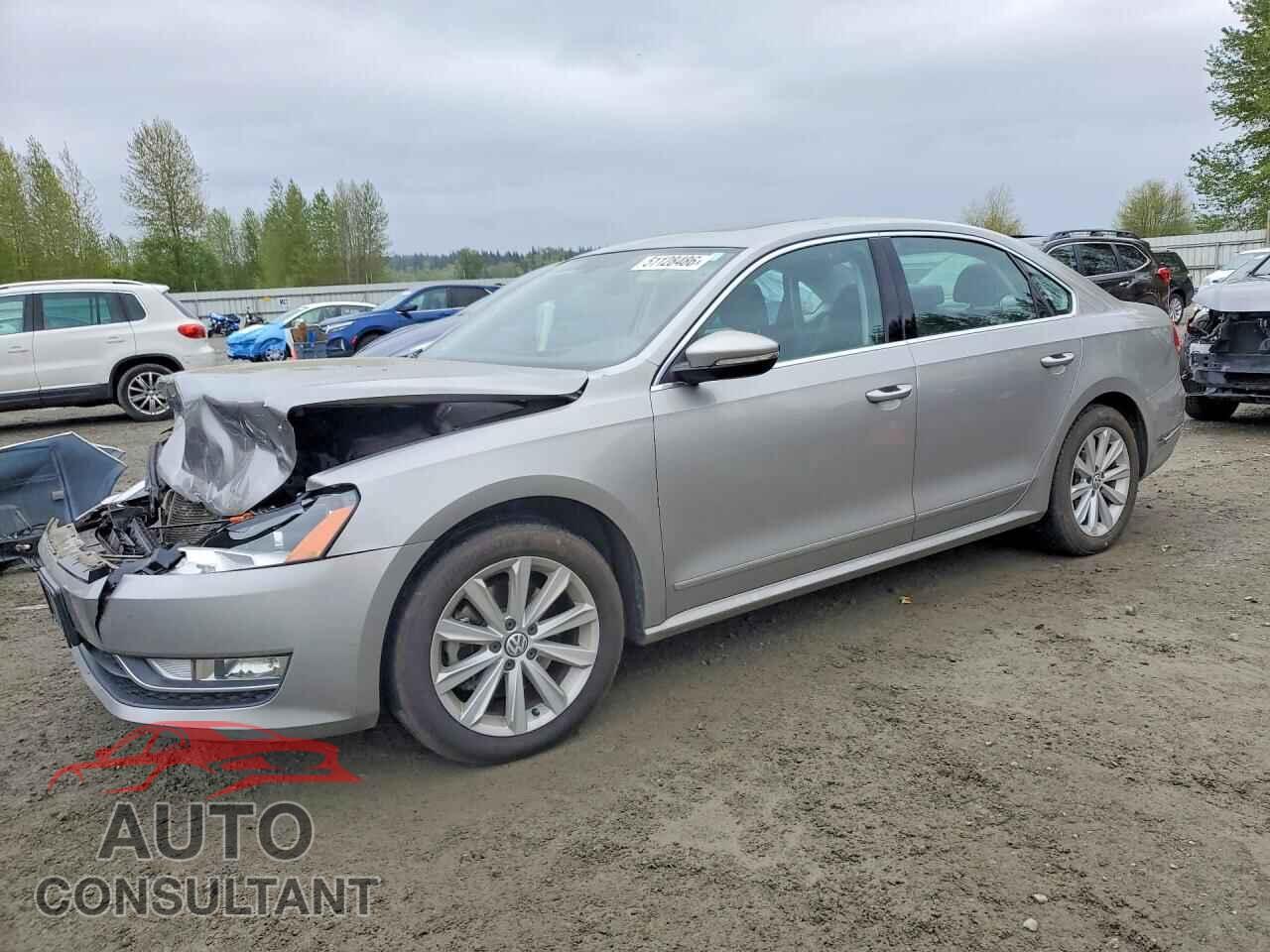 VOLKSWAGEN PASSAT 2012 - 1VWCP7A35CC093415