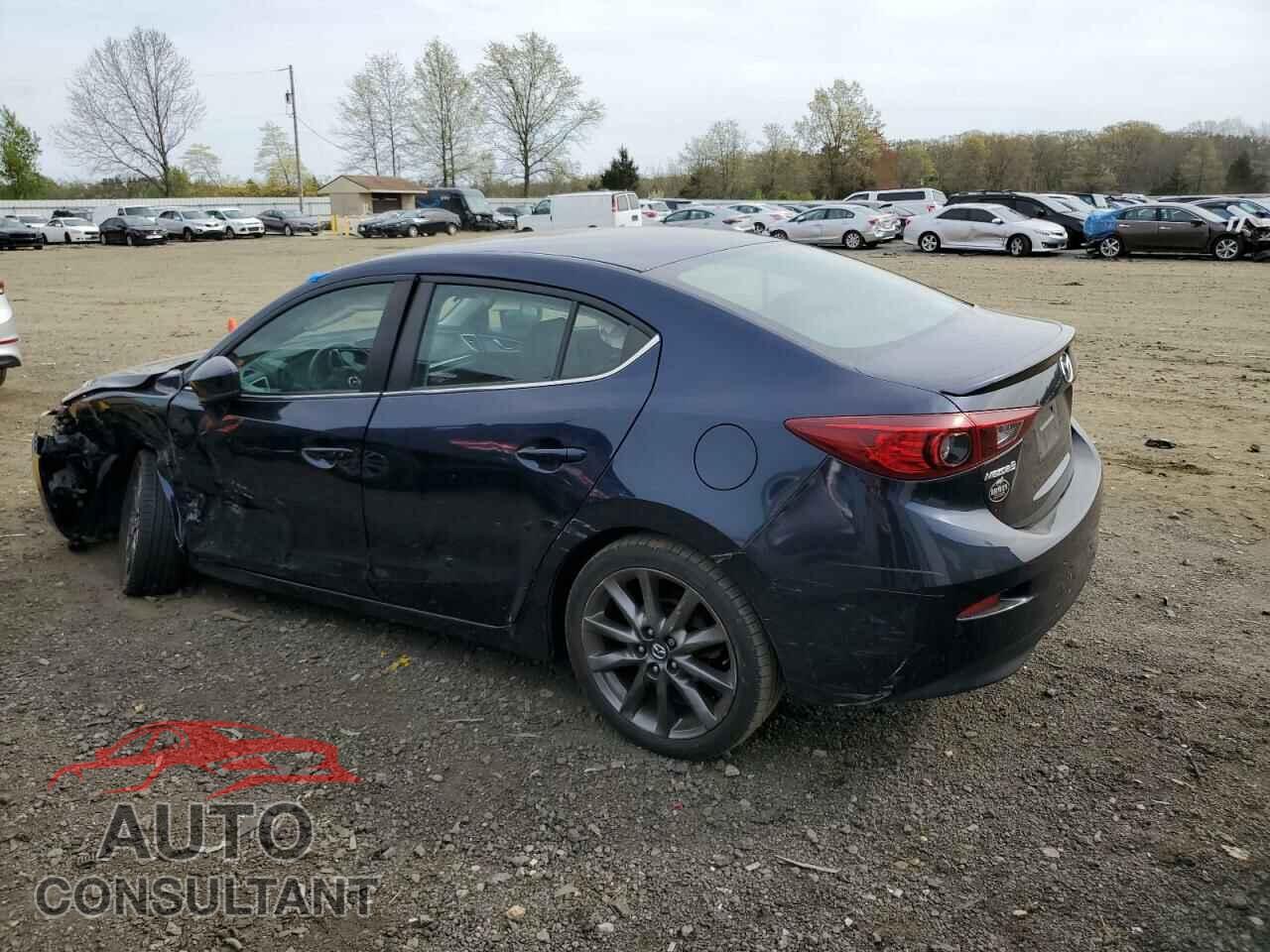 MAZDA 3 2018 - 3MZBN1V30JM259859