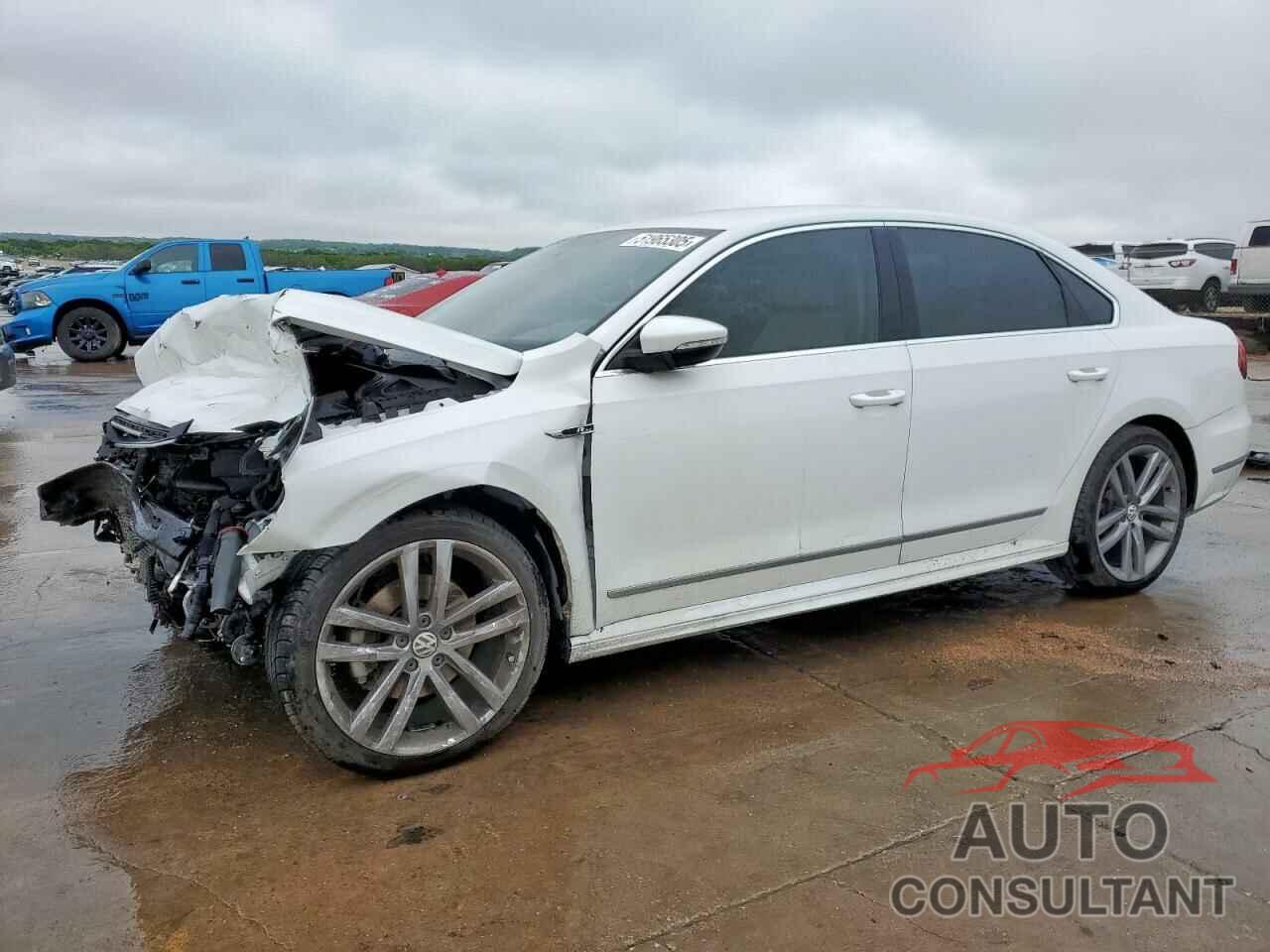 VOLKSWAGEN PASSAT 2017 - 1VWDT7A39HC074471