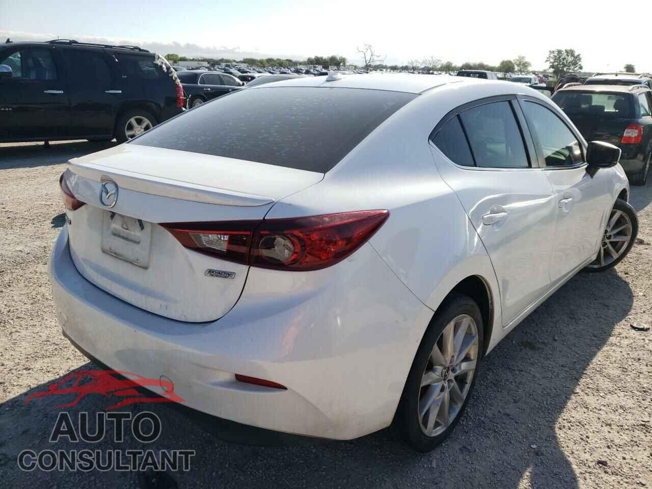 MAZDA 3 2017 - 3MZBN1W33HM127882