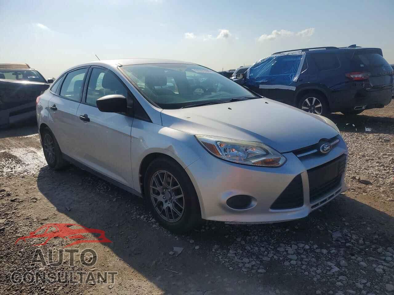 FORD FOCUS 2014 - 1FADP3E22EL183440