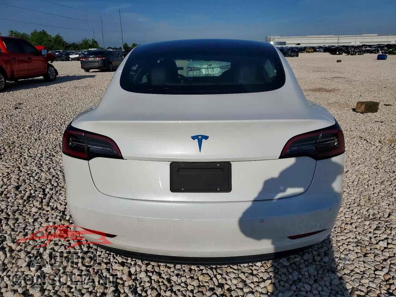 TESLA MODEL 3 2019 - 5YJ3E1EA6KF466607