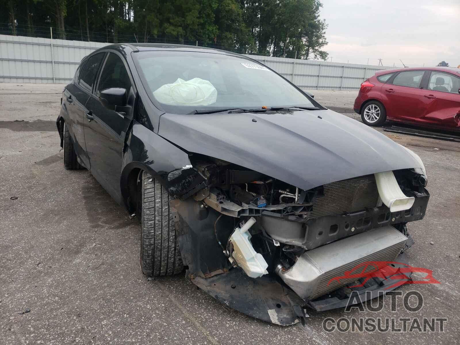 FORD FOCUS 2017 - 1FADP3L99HL263936