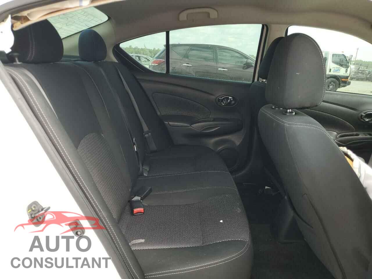 NISSAN VERSA 2019 - 3N1CN7AP3KL800934