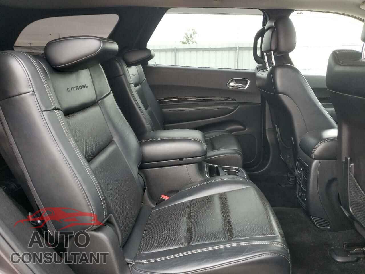 DODGE DURANGO 2013 - 1C4RDJEG5DC690064