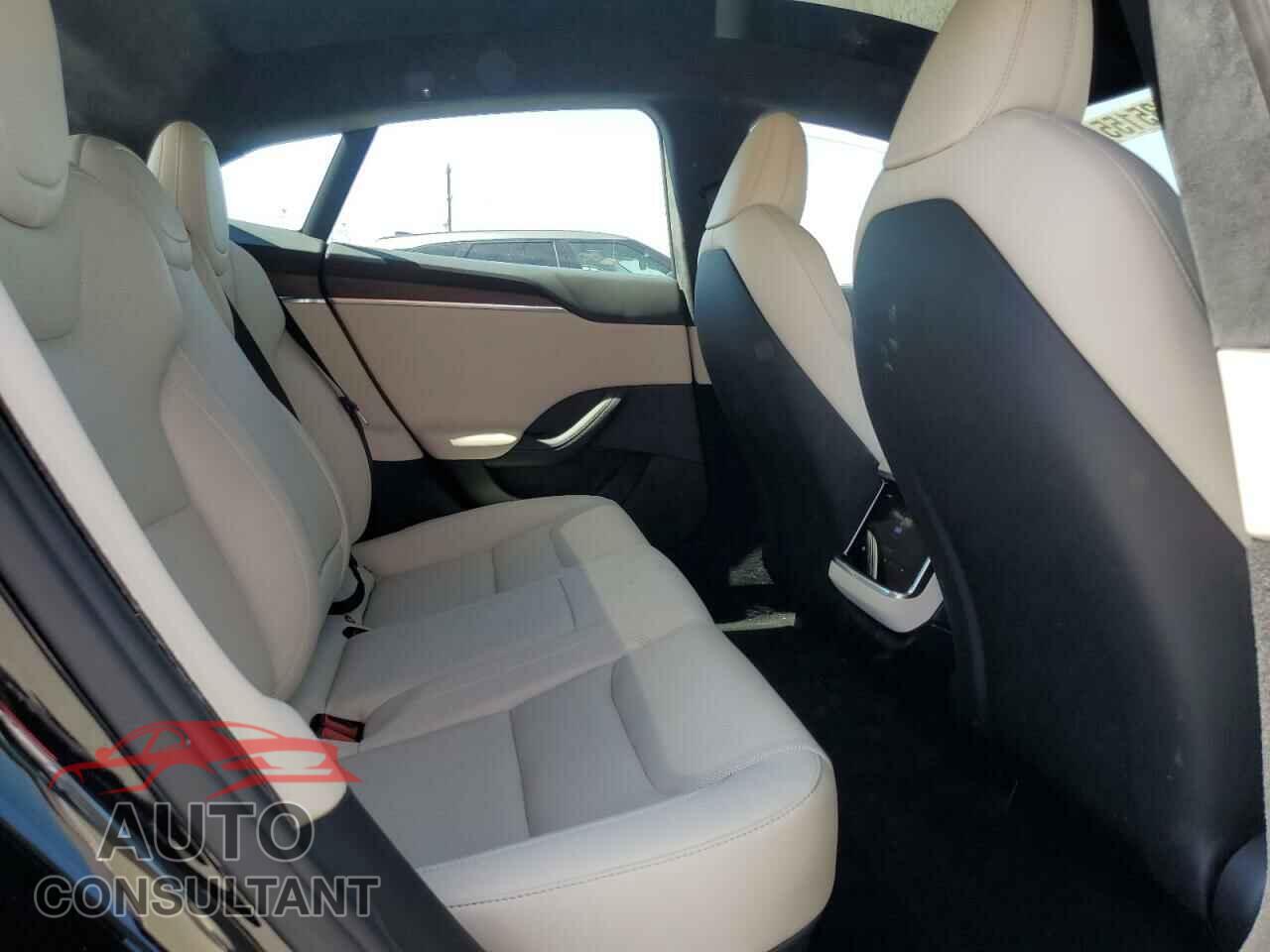 TESLA MODEL S 2022 - 5YJSA1E58NF463934