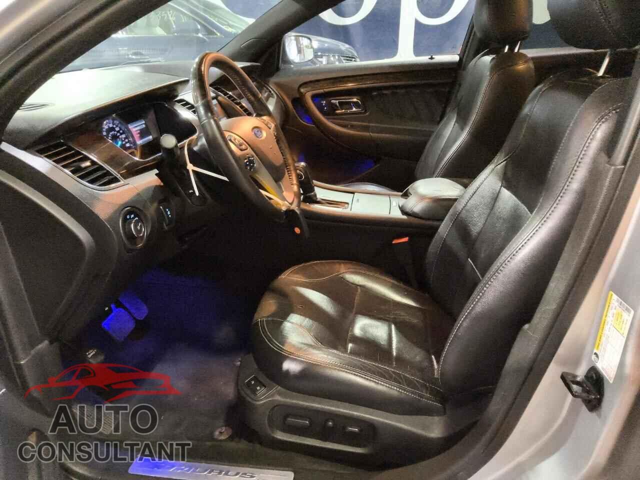 FORD TAURUS 2015 - 1FAHP2F83FG171726