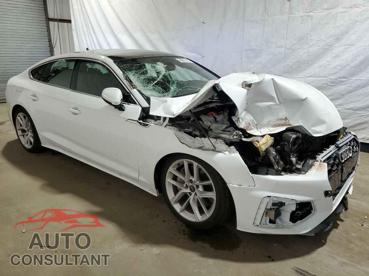 AUDI A5 2024 - WAUFACF55RA019577