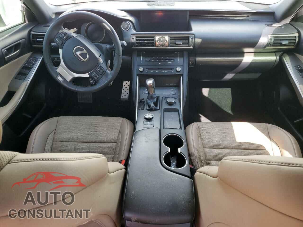 LEXUS IS 2018 - JTHBA1D27J5082206