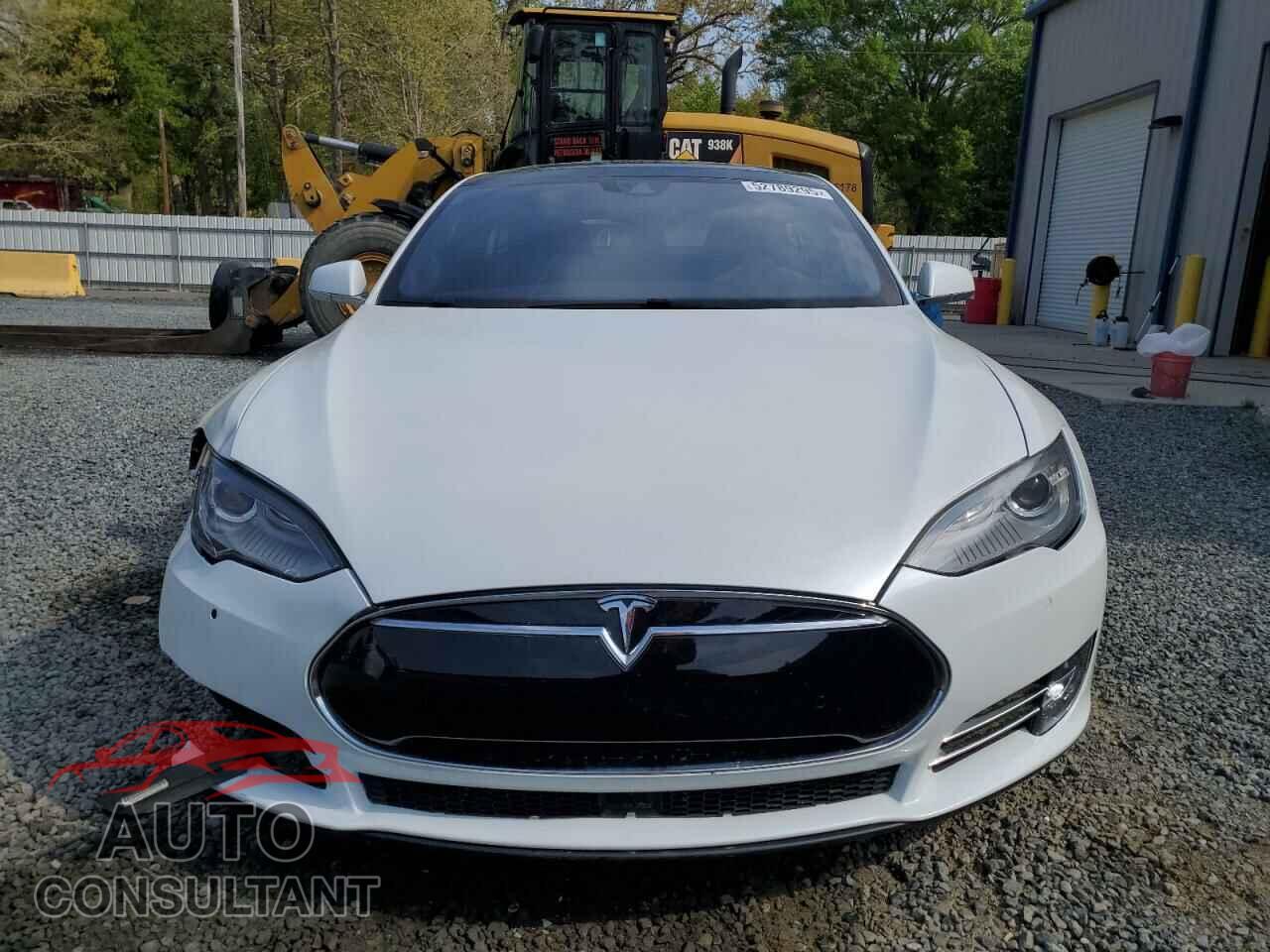 TESLA MODEL S 2015 - 5YJSA1E43FF102541