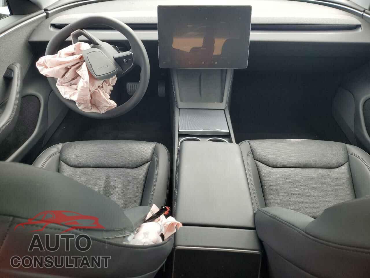 TESLA MODEL 3 2024 - 5YJ3E1EA2RF751539