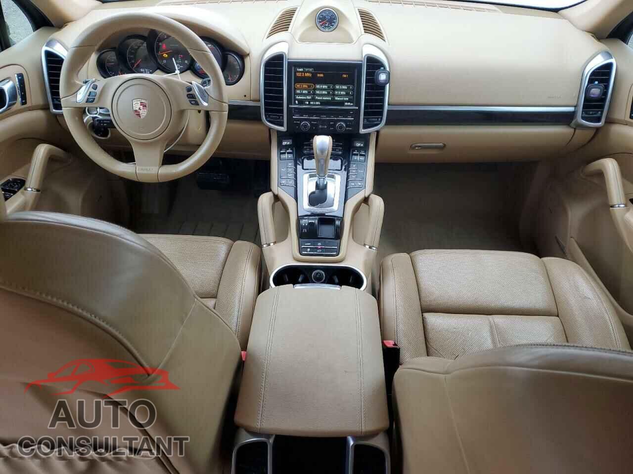 PORSCHE CAYENNE 2012 - WP1AA2A21CLA06582