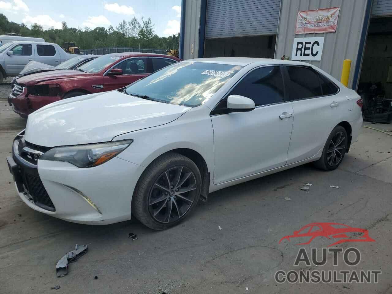 TOYOTA CAMRY 2015 - 4T1BF1FK9FU072172