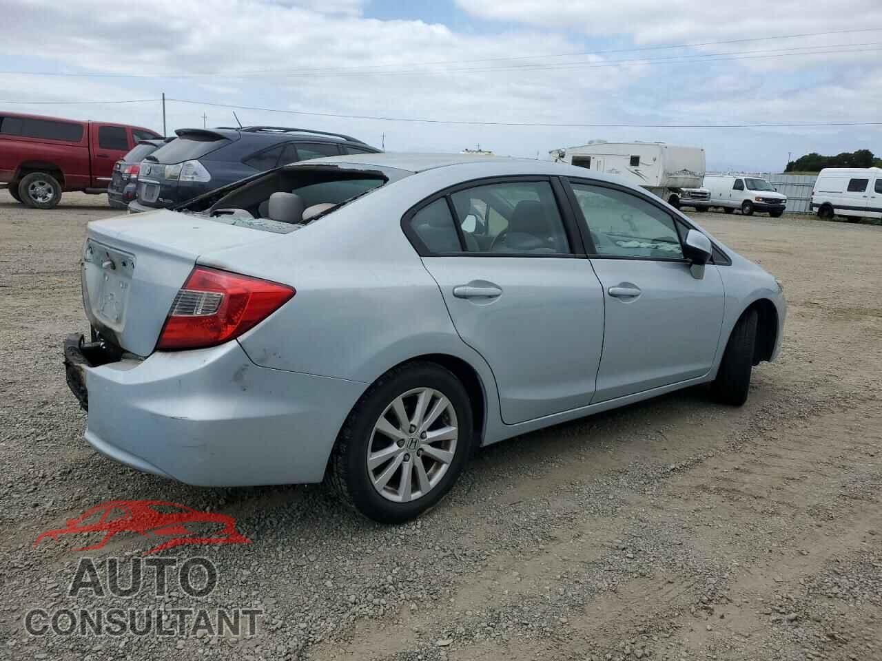 HONDA CIVIC 2012 - 2HGFB2F86CH579963