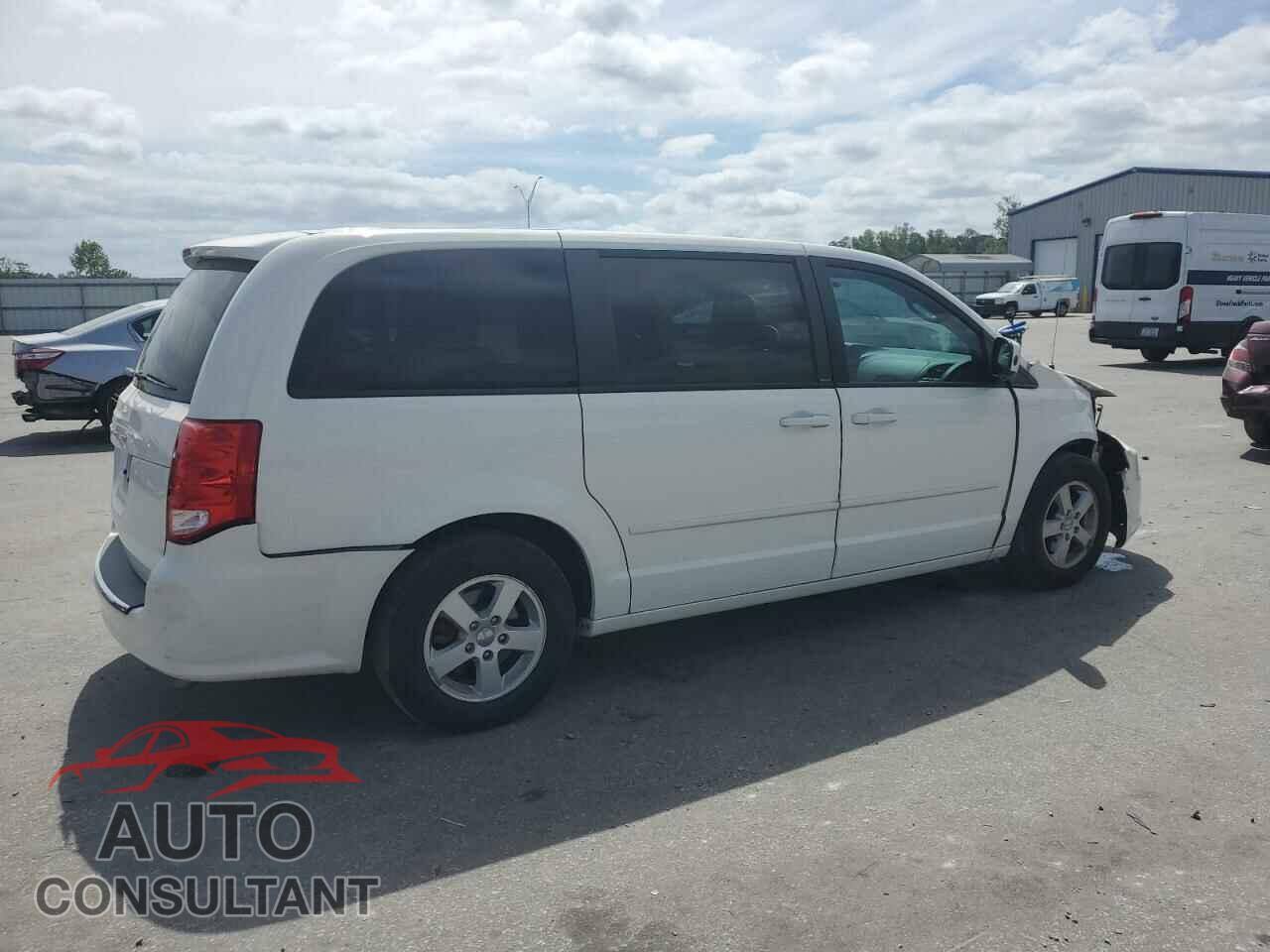 DODGE CARAVAN 2011 - 2D4RN3DG5BR683486