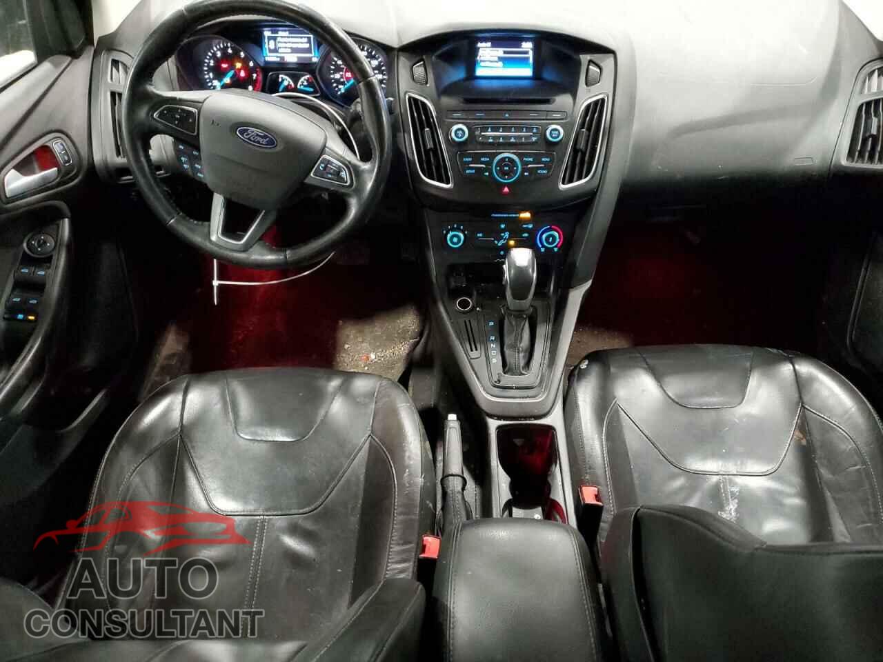 FORD FOCUS 2015 - 1FADP3F21FL285263