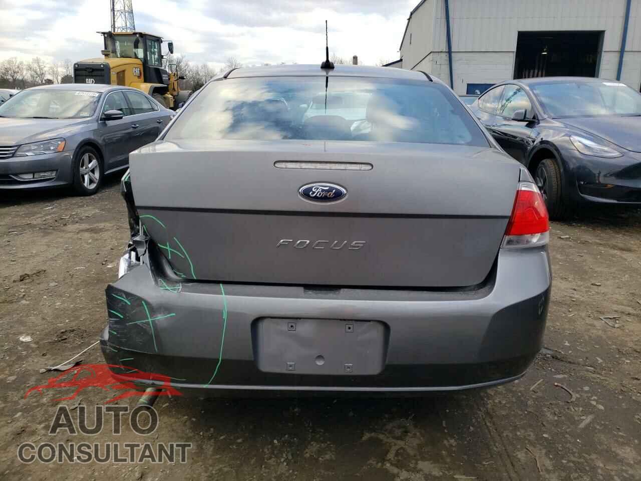 FORD FOCUS 2011 - 1FAHP3FN4BW123762
