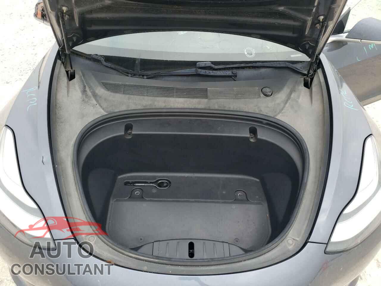 TESLA MODEL 3 2020 - 5YJ3E1EB6LF620193