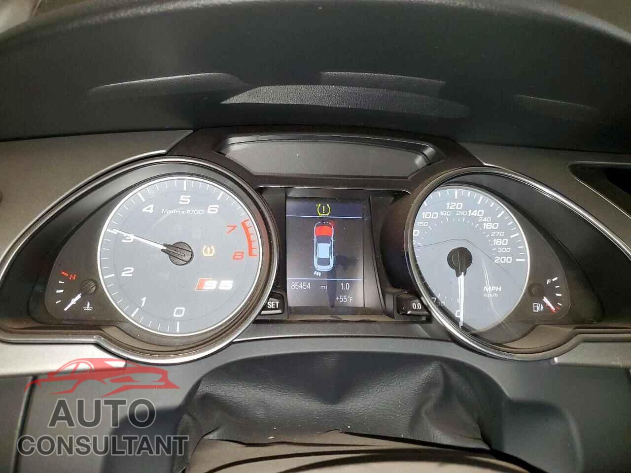 AUDI S5/RS5 2010 - WAUGVAFR9AA024236