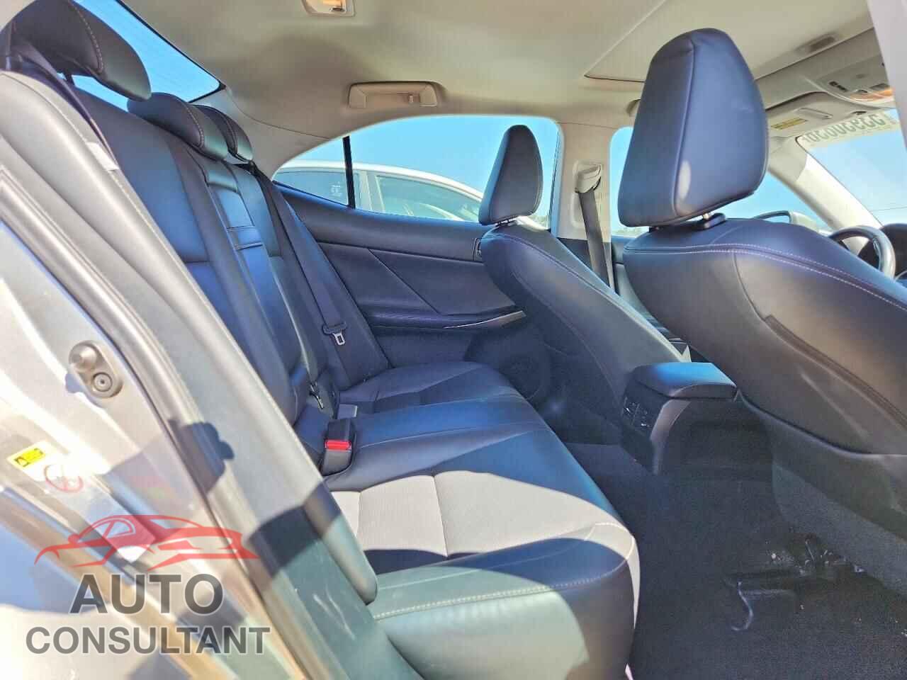 LEXUS IS 2014 - JTHBF1D29E5021396