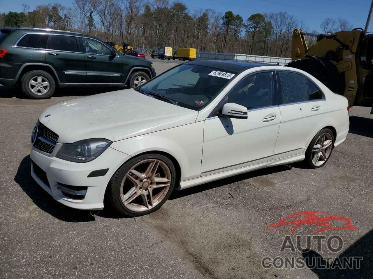 MERCEDES-BENZ C-CLASS 2012 - WDDGF4HB0CR196702