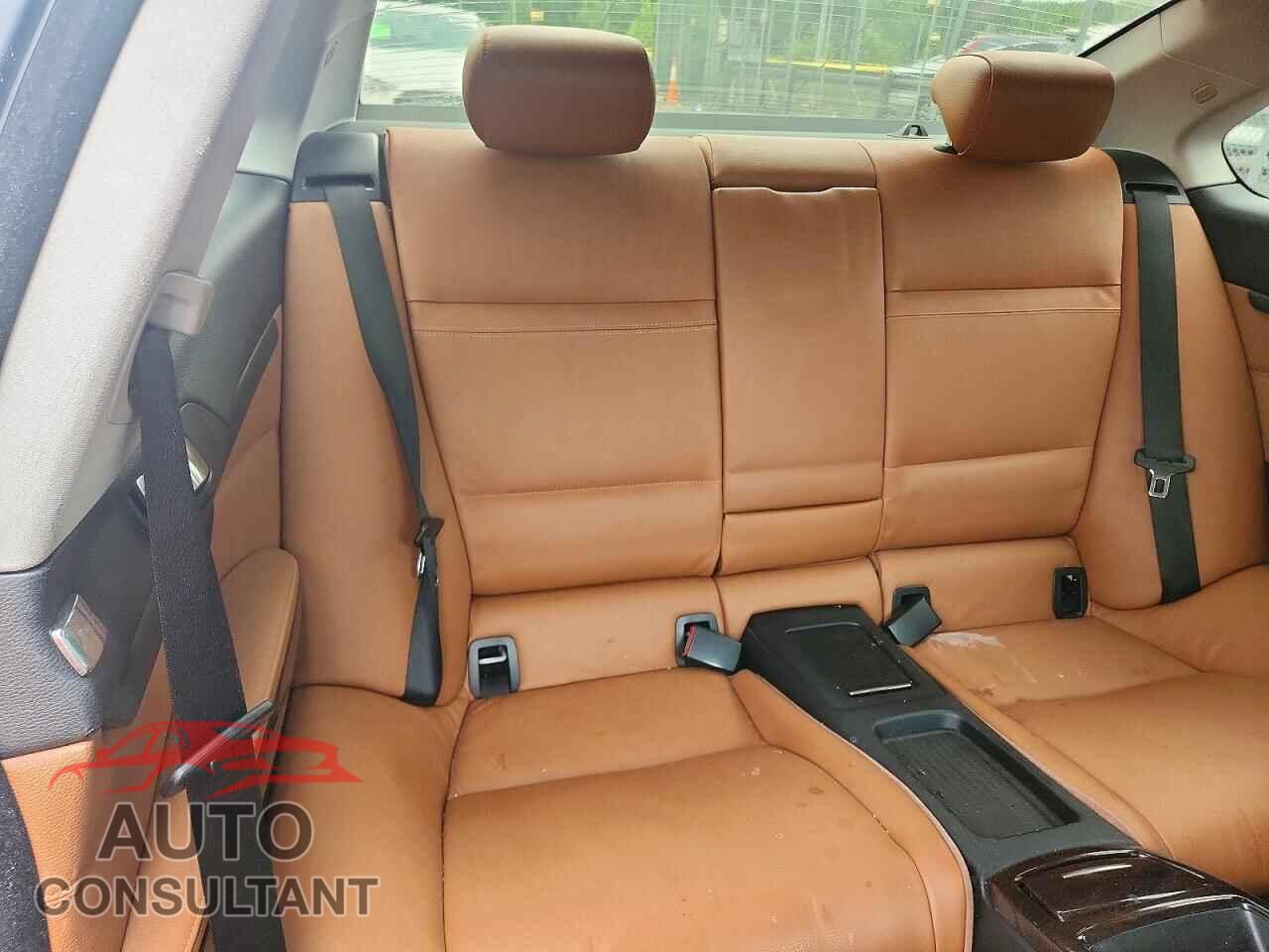 BMW 3 SERIES 2012 - WBAKF5C57CE656549