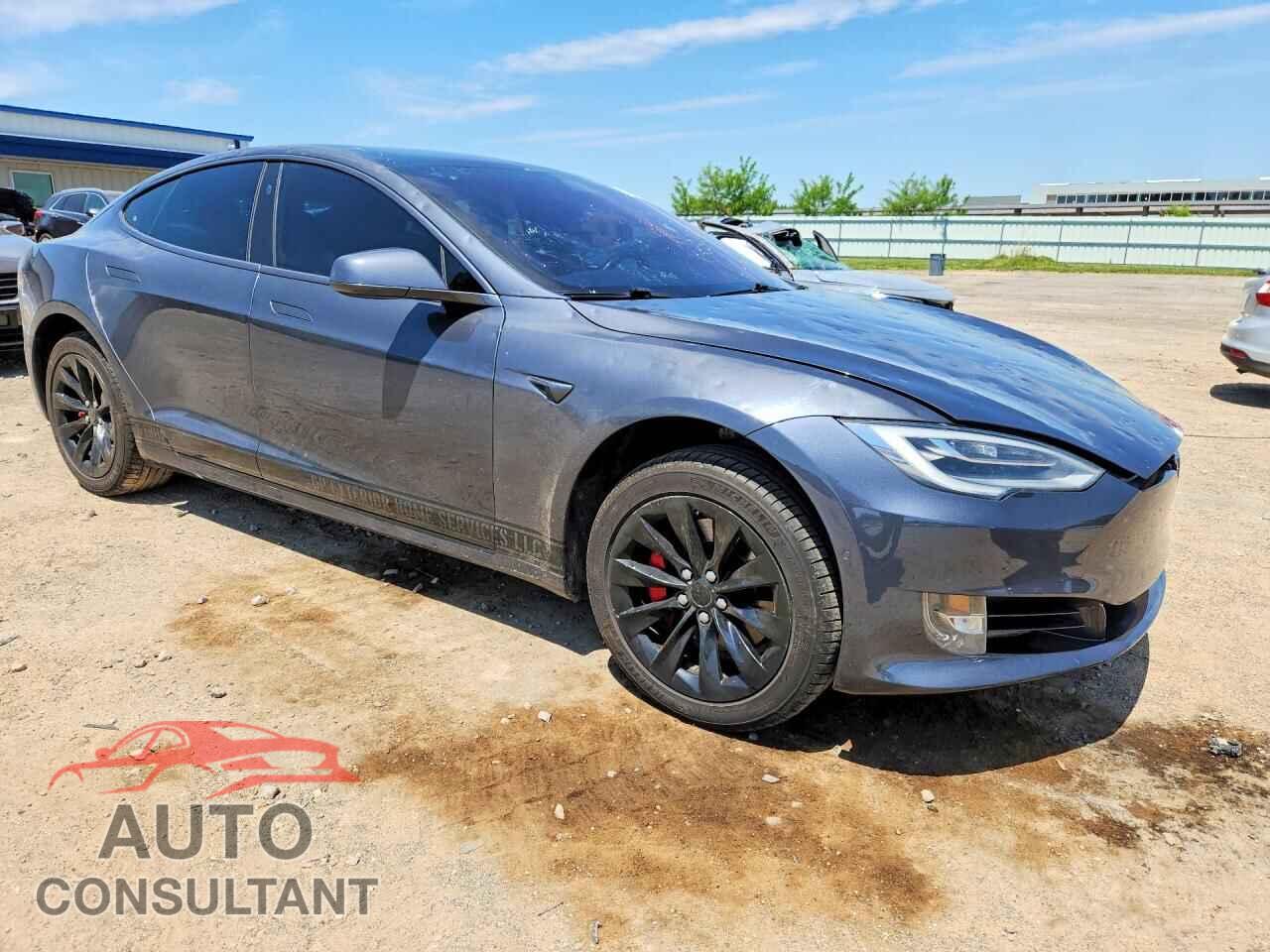 TESLA MODEL S 2018 - 5YJSA1E2XJF284701
