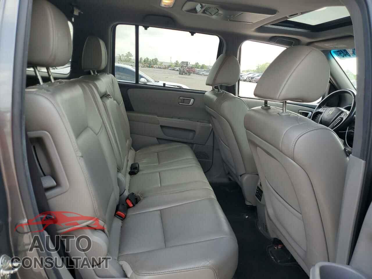 HONDA PILOT 2012 - 5FNYF3H96CB036688