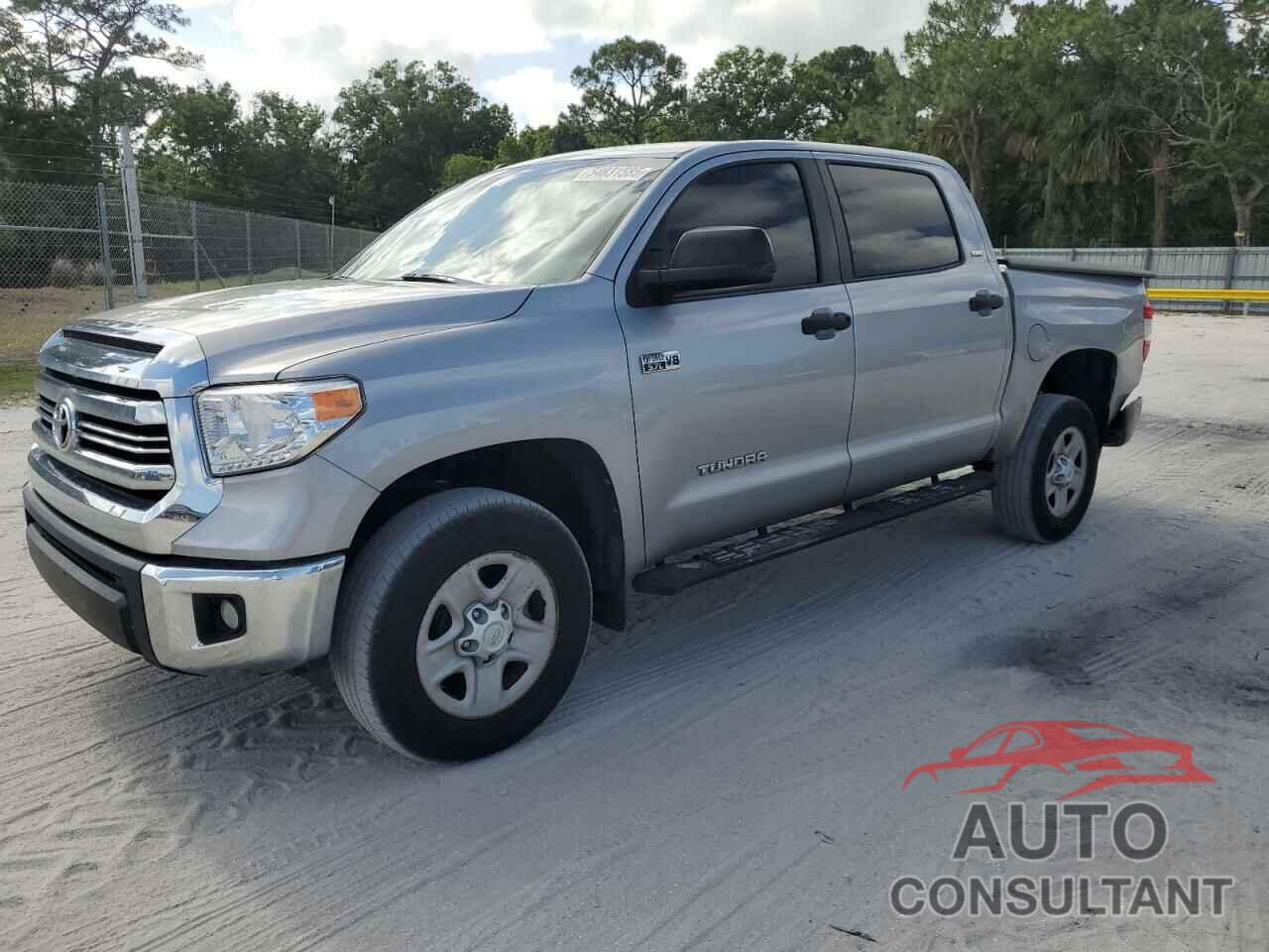 TOYOTA TUNDRA 2017 - 5TFDW5F19HX617882